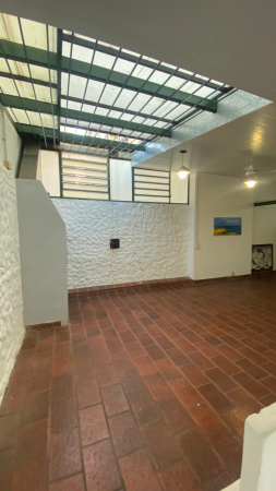 DEPTO. DUPLEX DE PASILLO - BARRIO MARTIN