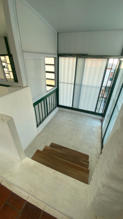 DEPTO. DUPLEX DE PASILLO - BARRIO MARTIN