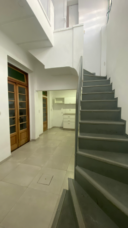 DEPTO. DUPLEX DE PASILLO - BARRIO MARTIN