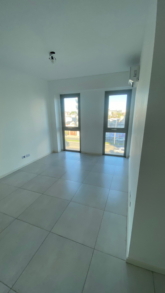 DEPTO.  3 DORMITORIO CON COCHERA - PUERTO NORTE