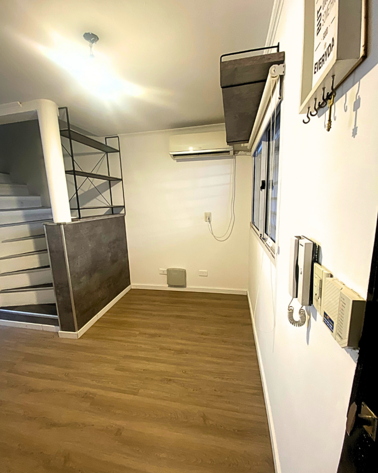 DUPLEX CON COCHERA