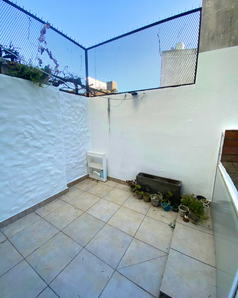 DUPLEX CON COCHERA
