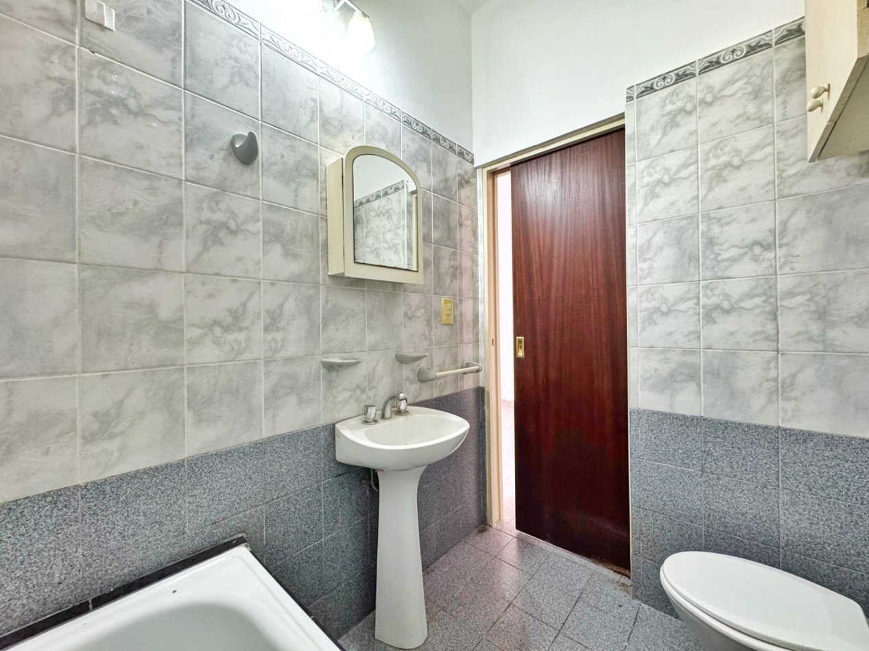 Funes te espera: casa con jardin y pileta