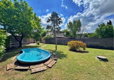 Funes te espera: casa con jardin y pileta